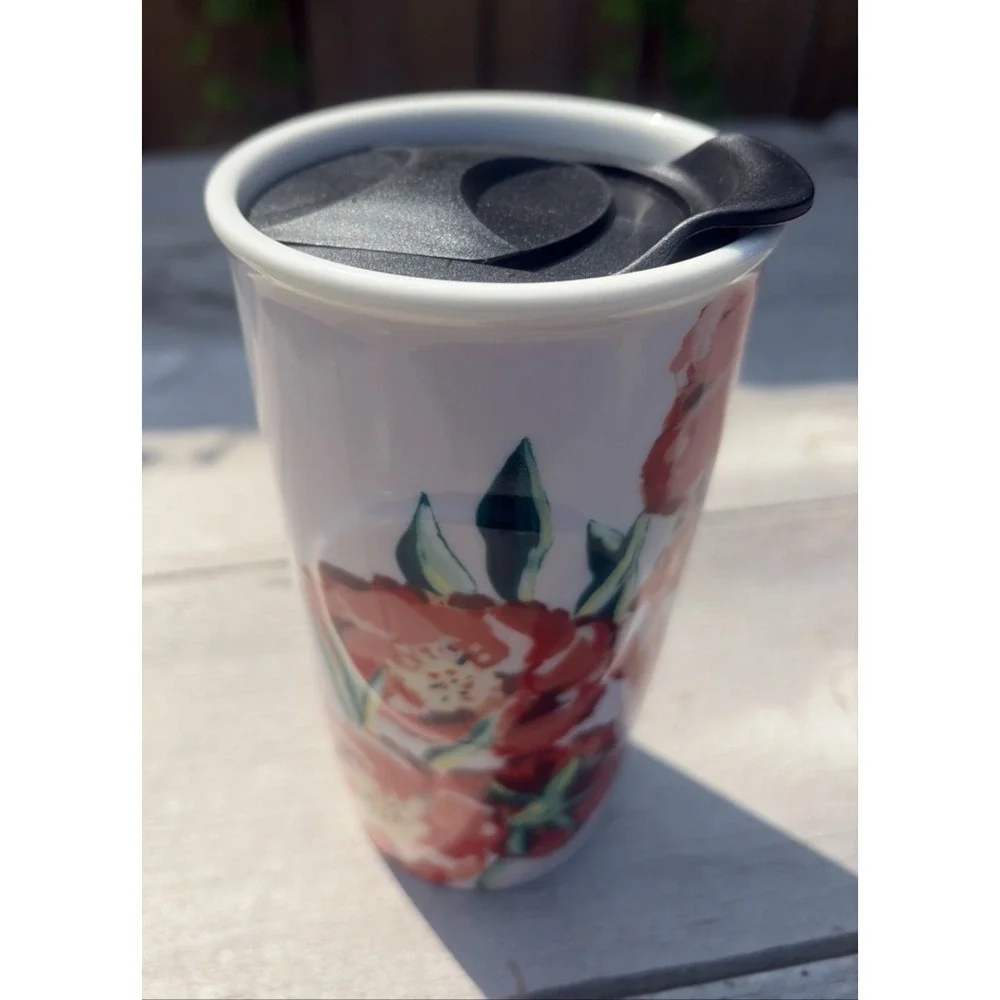 Starbucks 2015 Ceramic Travel Mug Tumbler Floral Poppy 10 oz. Black Plastic Lid
